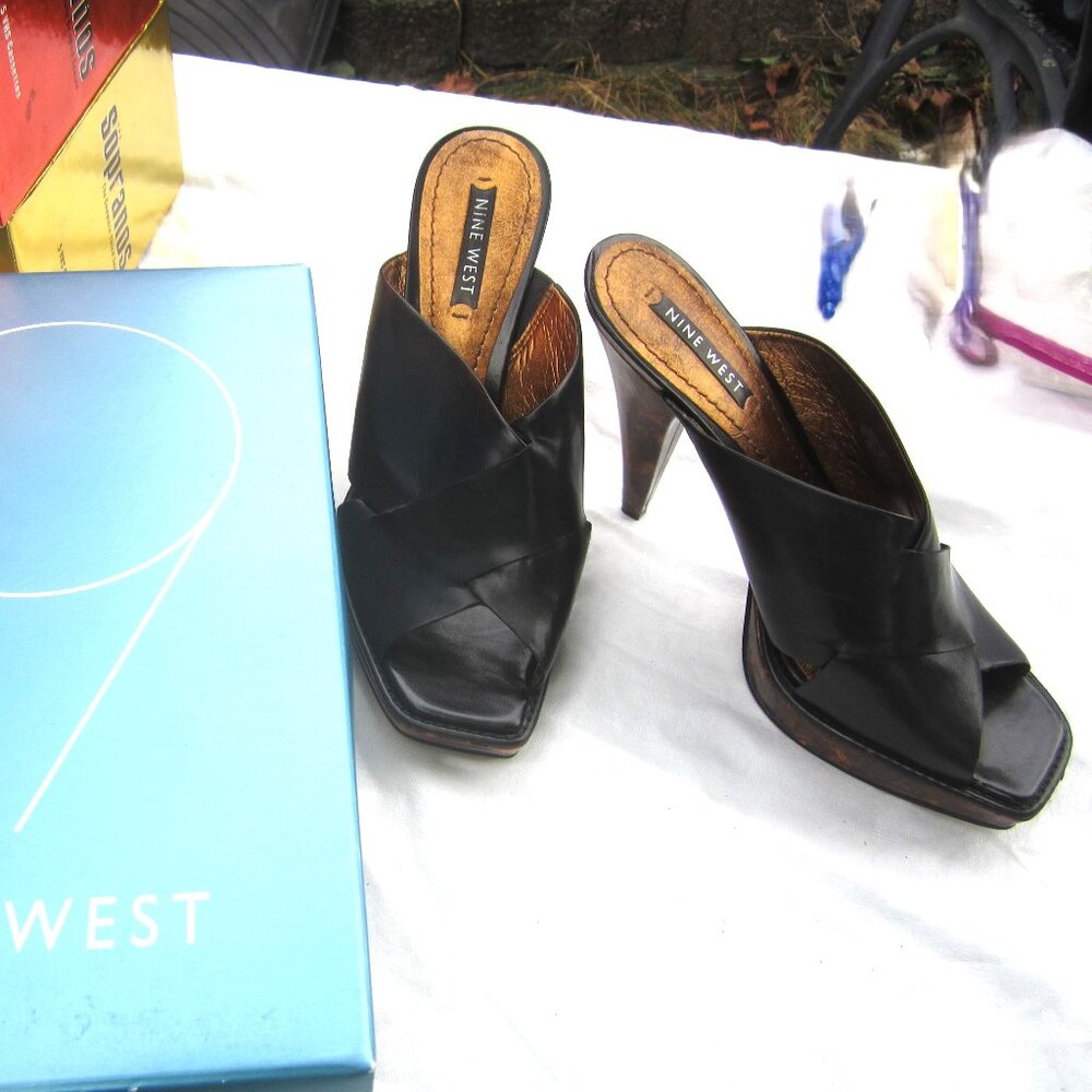 9 WEST NWINGUANTI BLACK LEATHER W/TORTOISE SHELL HEEL CLASSY SHOE